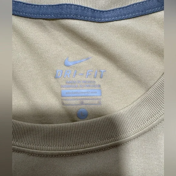 Men’s Nike Long Sleeve Athletic Tee - Picture 3 of 3